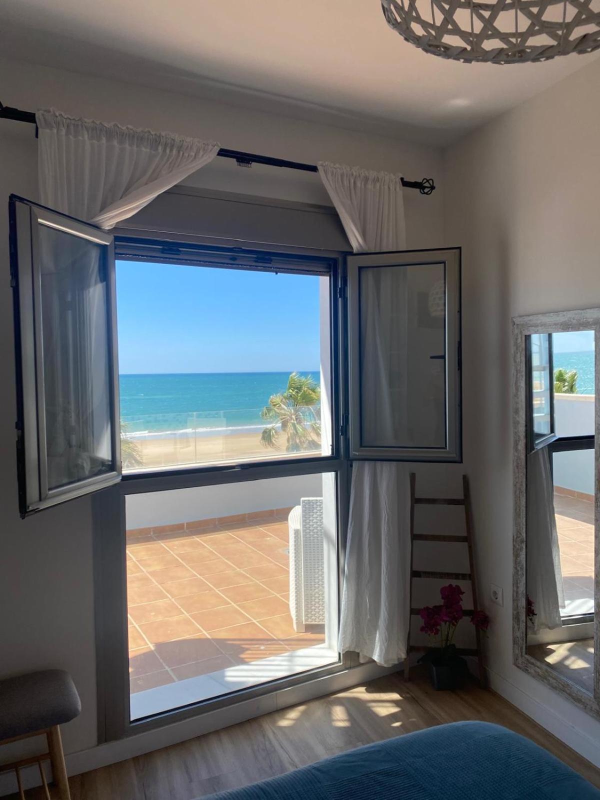 Apartament Atico Al Sol En Primera Linea De Playa Rota Zewnętrze zdjęcie